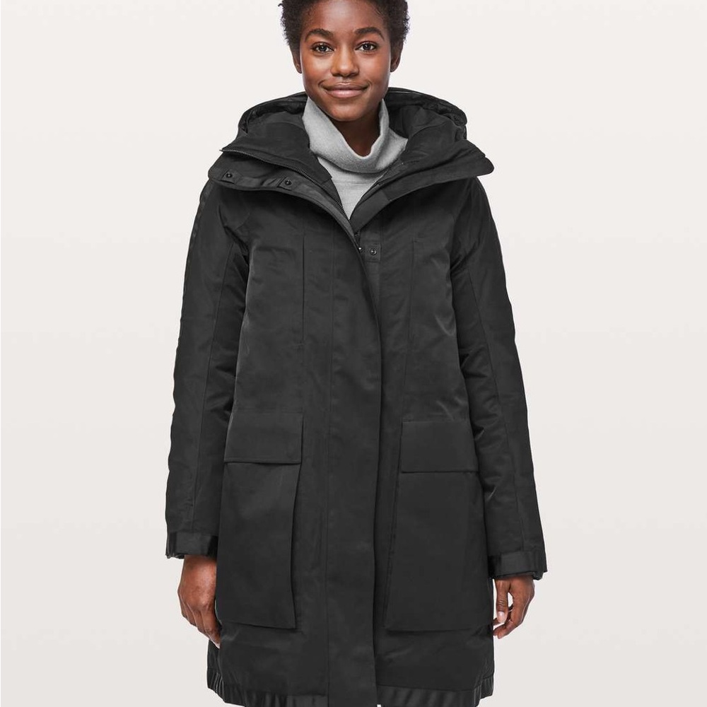 Lululemon Out in the Elements Parka